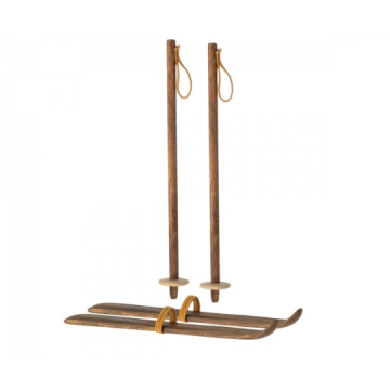 Skis et bâtons - souris...