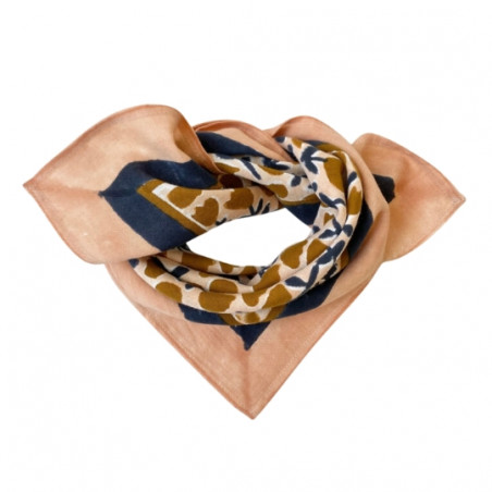 Foulard, APACHES