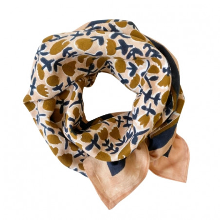 Foulard, APACHES