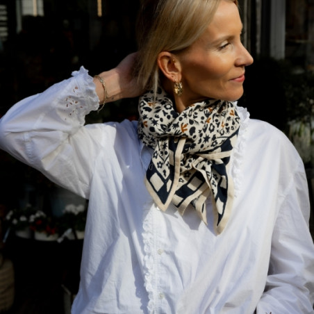 Foulard, Love explorers