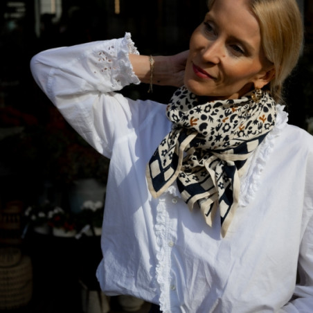 Foulard, Love explorers