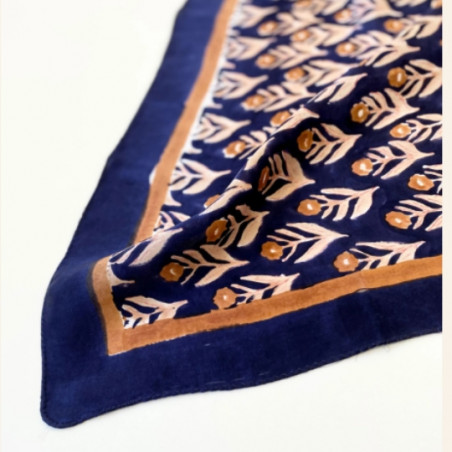 Foulard, APACHES