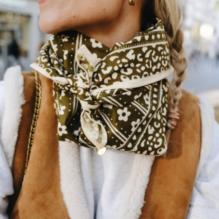 Foulard, Love explorers