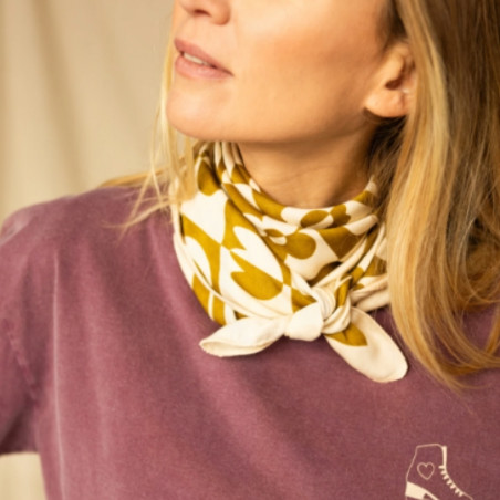 Foulard, APACHES