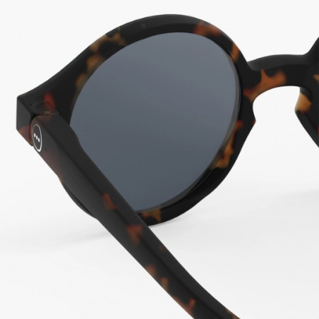 Lunettes de soleil, Izipizi