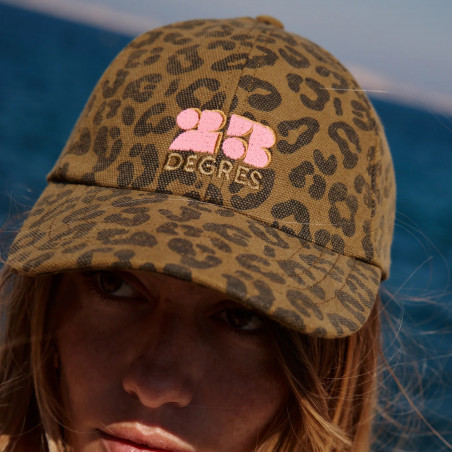 Casquette, 23 degres