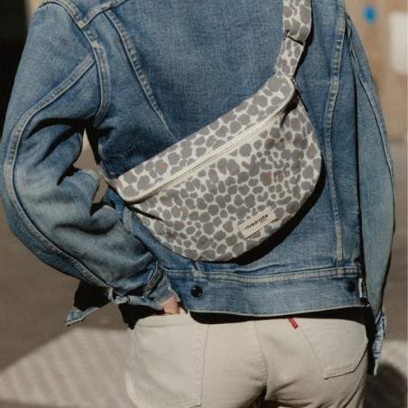 Sac banane, Rive Droite