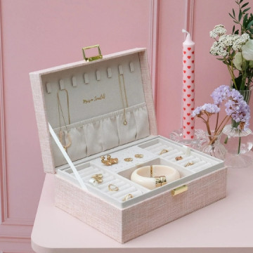 Maison Scarlett : Boîte à...