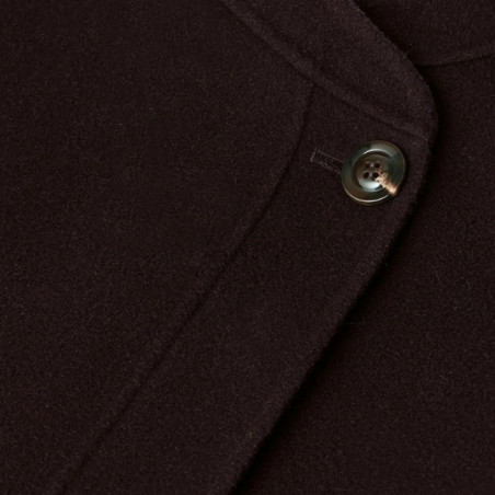 Manteau, Soeur