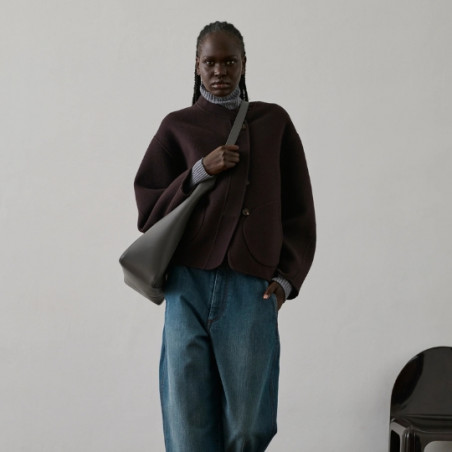 Manteau, Soeur