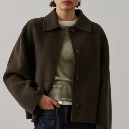 Manteau, Soeur