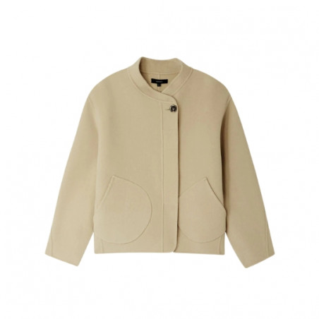 Manteau, Soeur