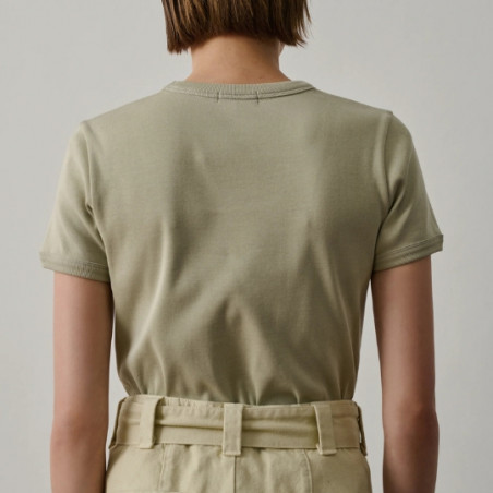 T-shirt, Soeur