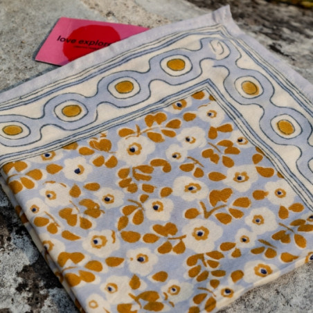 Foulard, Love explorers