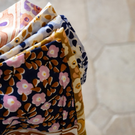 Foulard, Love explorers