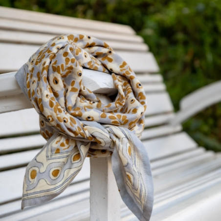 Foulard, Love explorers