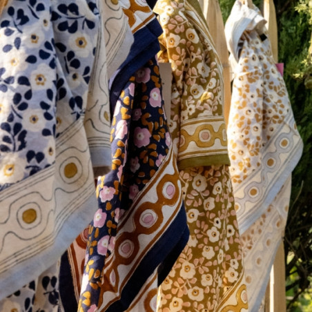 Foulard, Love explorers