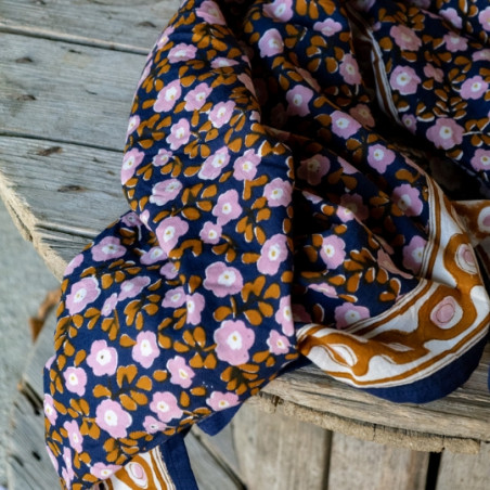 Foulard, Love explorers