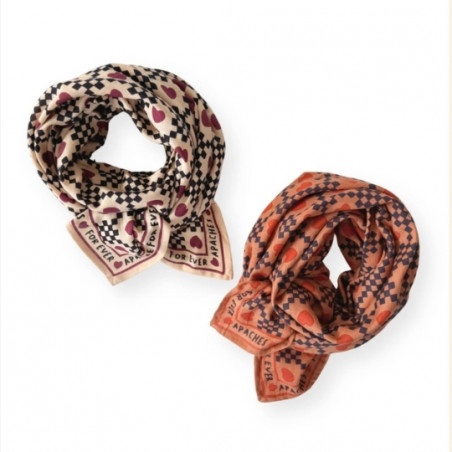 Foulard, APACHES