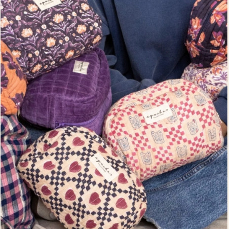 Trousse de maquillage, APACHES