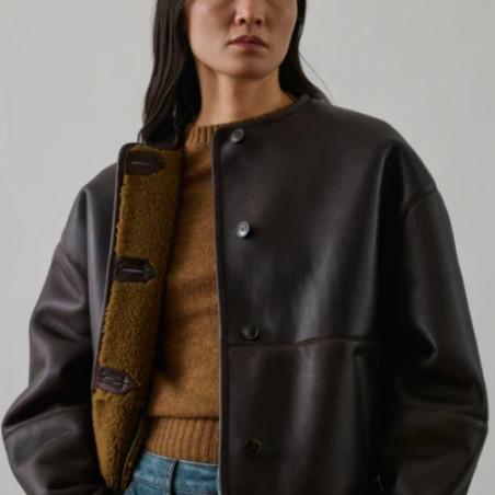 Manteau, Soeur