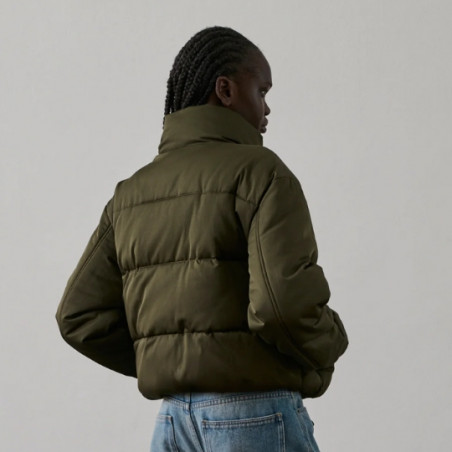 Manteau, Soeur
