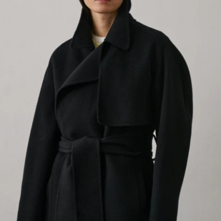 Manteau, Soeur