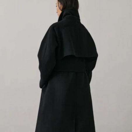 Manteau, Soeur