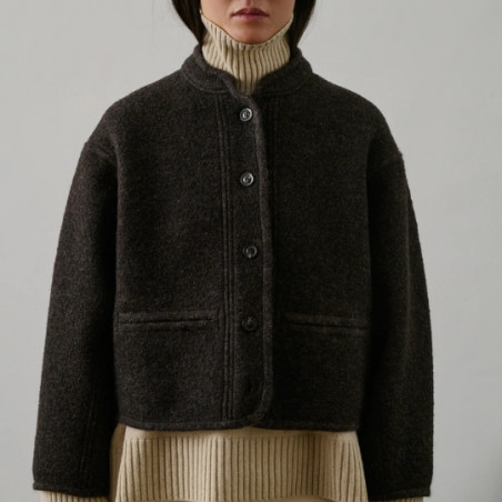 Veste, Soeur
