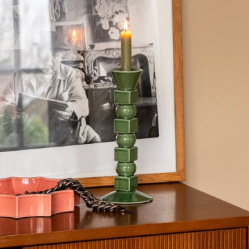 The Socialite Family :...