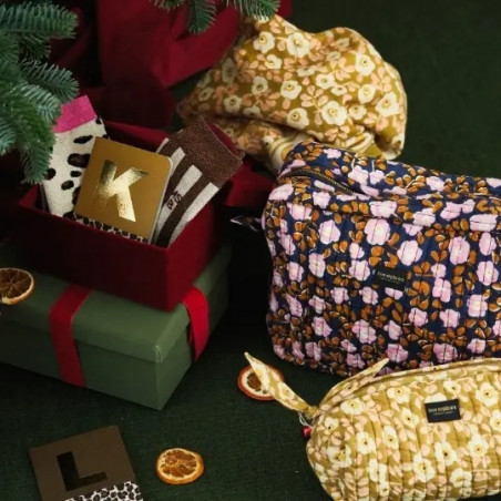 Trousse de toilette, Love explorers