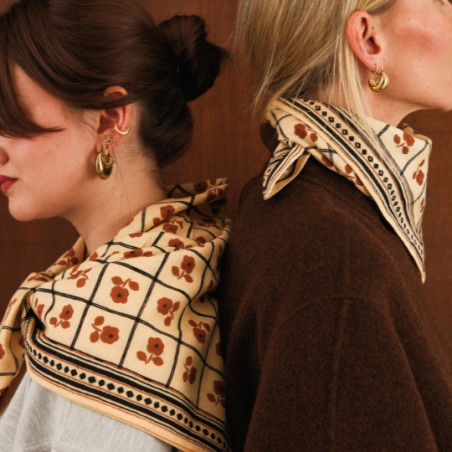 Foulard, Love explorers