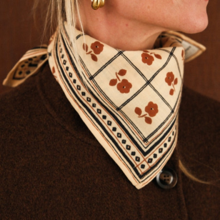 Foulard, Love explorers