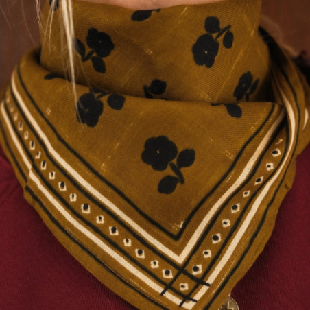 Foulard, Love explorers