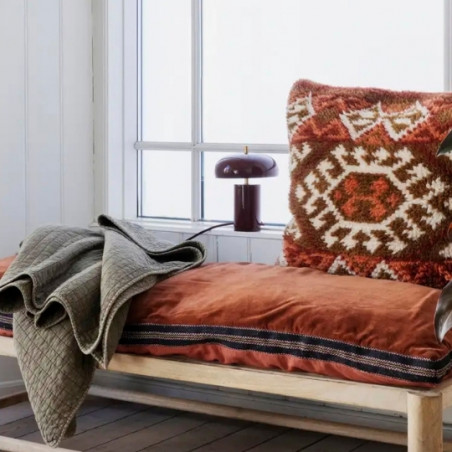 Couverture, MADAM SLOLTZ