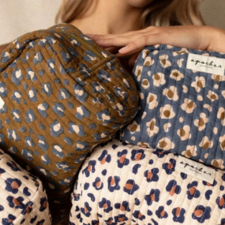 Trousse de maquillage, APACHES