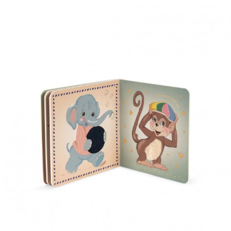 Livre, KONGES SLOJD APS