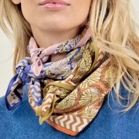 Foulard, APACHES