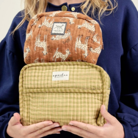 Trousse de maquillage, APACHES