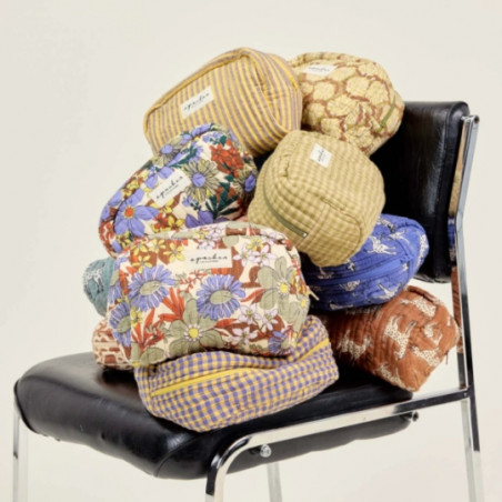 Trousse de maquillage, APACHES