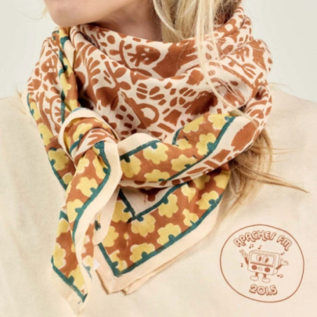 Foulard, APACHES