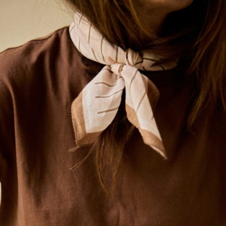 Foulard, Gabrielle Paris