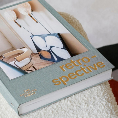 Livre, THE SOCIALITE FAMILY