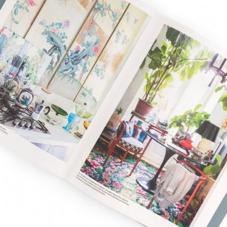 Livre, THE SOCIALITE FAMILY