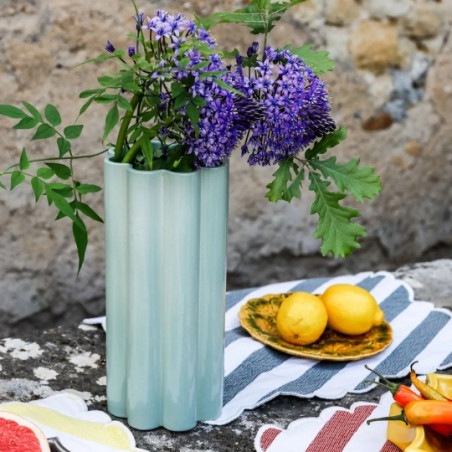 Vase, THE SOCIALITE FAMILY