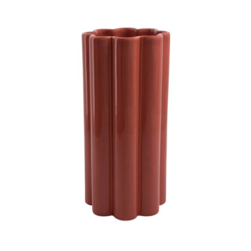 The Socialite Family : Vase...