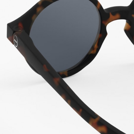 Lunettes de soleil, Izipizi