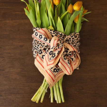 Foulard, Love explorers