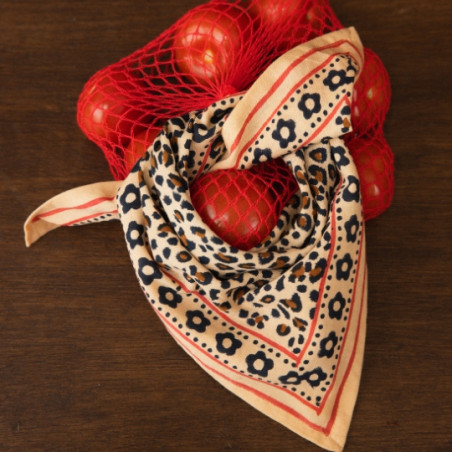Foulard, Love explorers