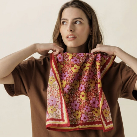 Foulard, APACHES